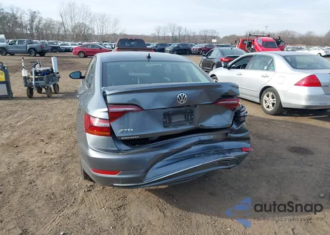 2019 Volkswagen Jetta 1.4T R-Line/1.4T S/1.4T Se from USA, damaged, VIN 3VWC57BU8KM129124